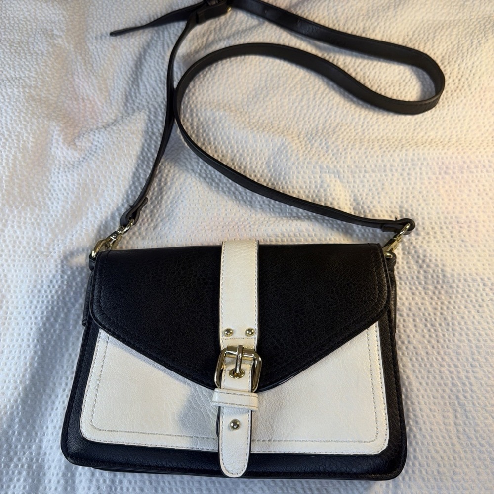 Charming Charlie Black And White Color Black Crossbody Bag